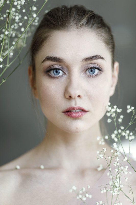 портрет женский портрет  фото превью