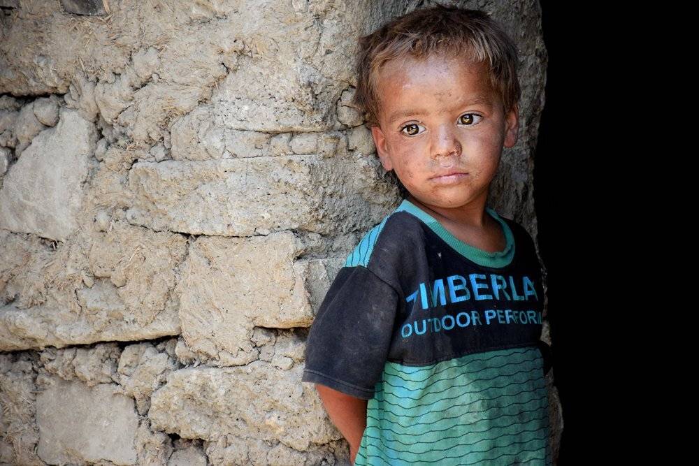 portrait, child, conceptual, street, Mohammad Dadsetan