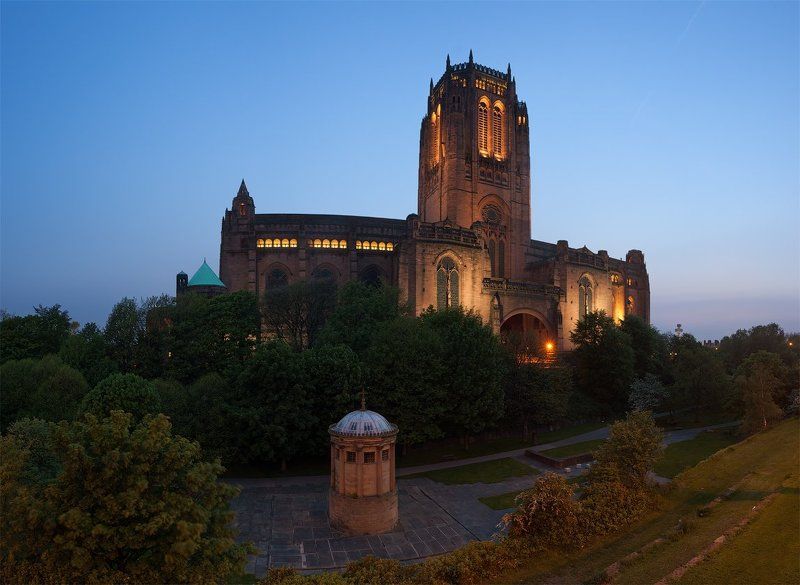 uk, liverpool cathedral, blue hour Liverpool cathedral фото превью