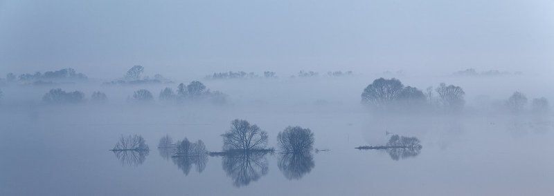 Призрачно все...