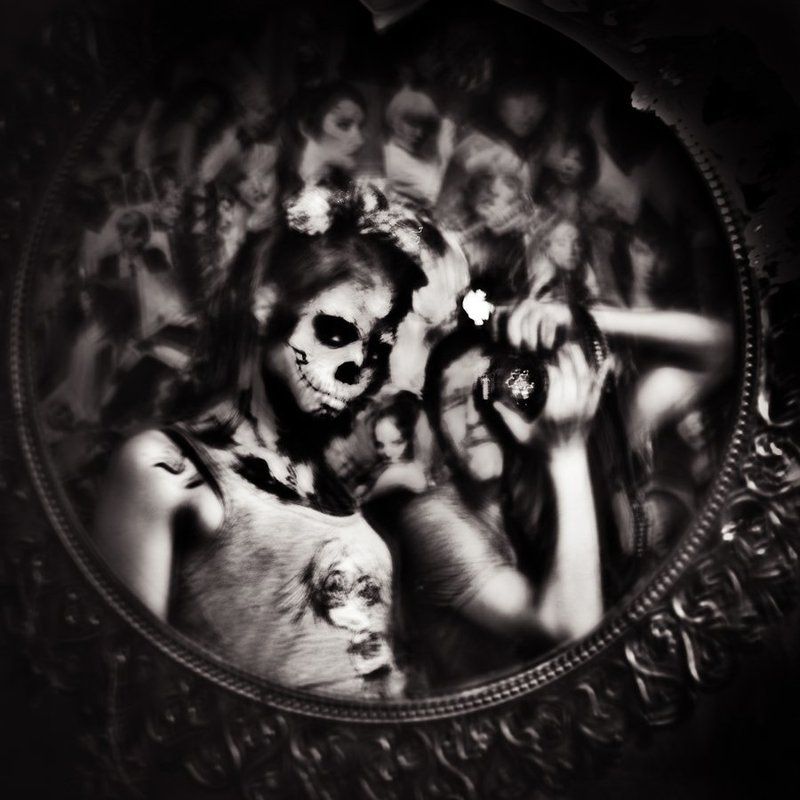 Автопортрет фото превью