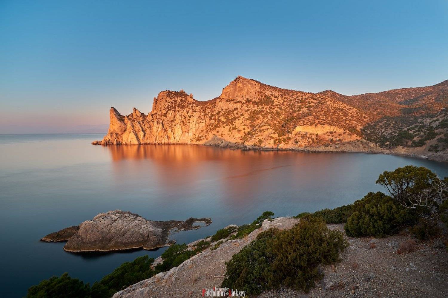 sea, landscape, color, sunset, water, stones, nature, outdoor, orange, red, russia, crimea, море, пейзаж, цвет, закат, камни, природа, россия, крым, Aleksey Pakhomov