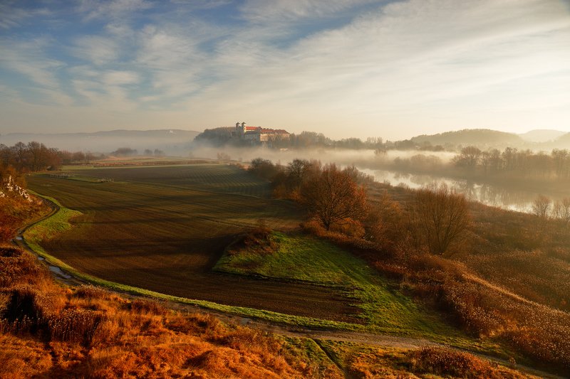 autumn, tyniec, morning, sunrise, light, mist, river, road, monastery, abbey, rock, Early morning late autumn фото превью