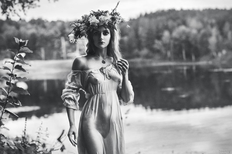 ведьма, мавка, иван купала, озеро, купальщица, утопленница, русалка, венок, болото, мокрая девушка, мокрая, мокрое платье Из серии \