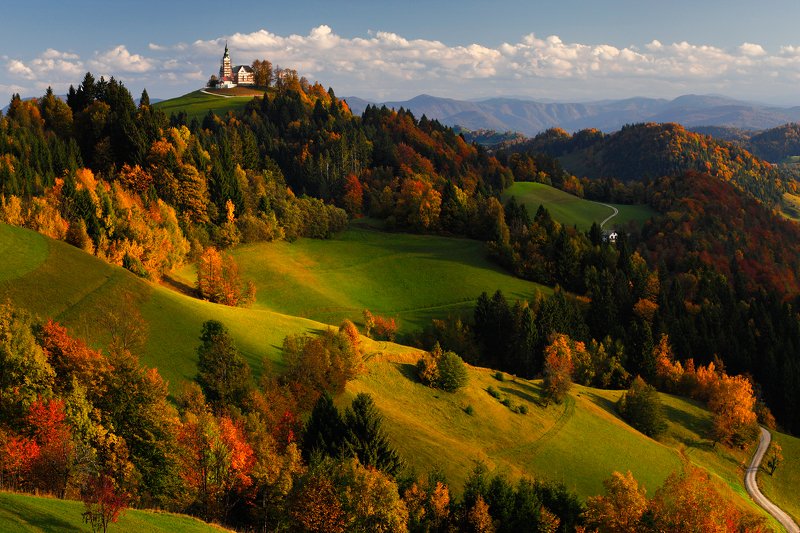 autumn, colors, tree, church, slovenia, hill, mountain, meadow Autumn colors фото превью