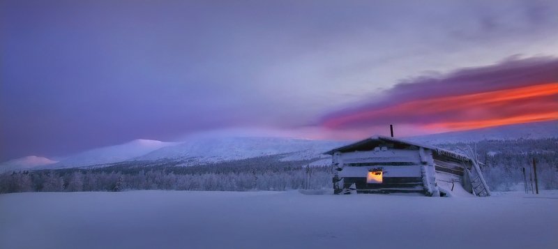 урал, зима, гух, рассвет, снег, ели, облака, изба на лямпе В краю снегов... фото превью