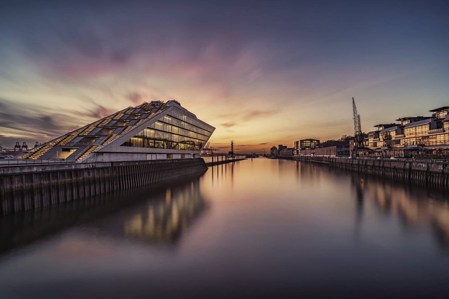 dockland, building, water, river, elbe, sunset, longexposure, Alexander Sch&ouml;nberg
