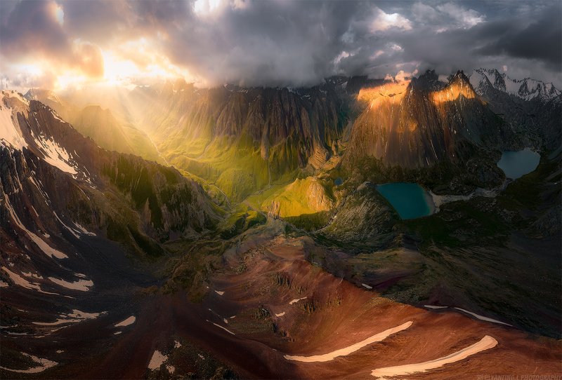 landscape, nature, China, travel, hiking, xinjiang, mountain, light, sunset, river, lake, aerial Seeking for Heaven фото превью