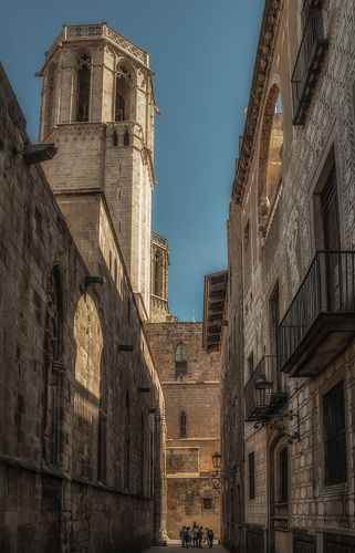 La Catedral de la Santa Cruz y Santa Eulalia