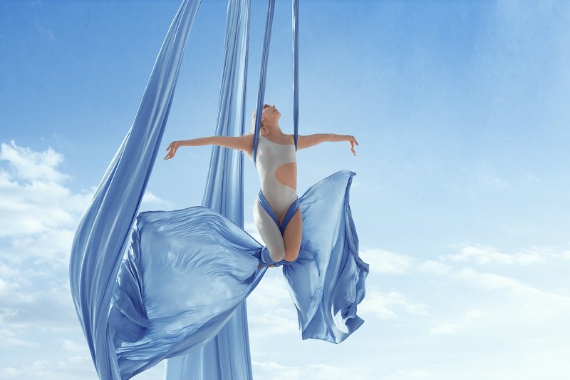 fly, blue, woman, portrait, dance, beautiful, girl, portrait, greatfoto, canon Flying фото превью