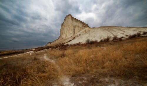 БЕЛАЯ СКАЛА