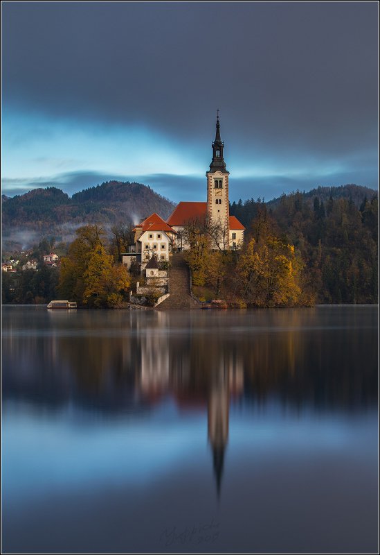 bled Золотая осень на озере Блед фото превью
