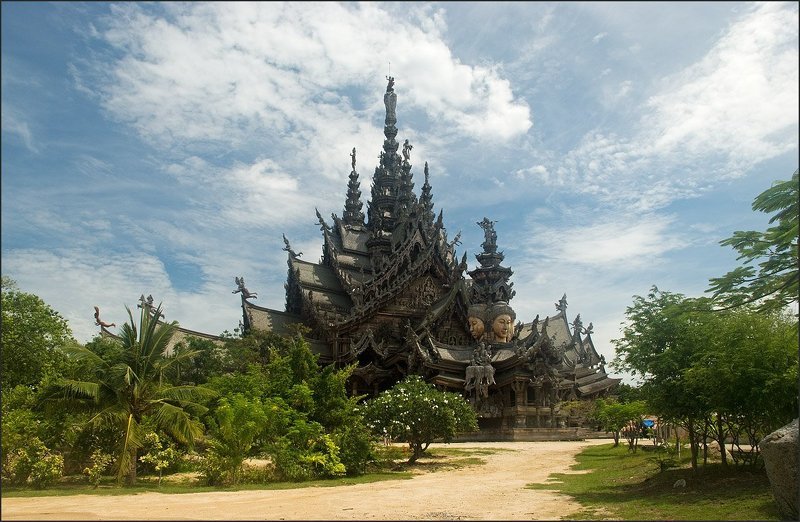 Храм Истины фото превью