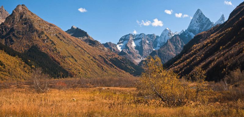 Гуляла осень по горам фото превью