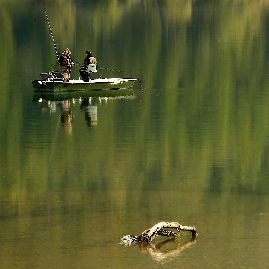 австрия,озеро,лодка,рыбалка,отражение,вода,горы., СПИРИДОНОВ НИКОЛАЙ
