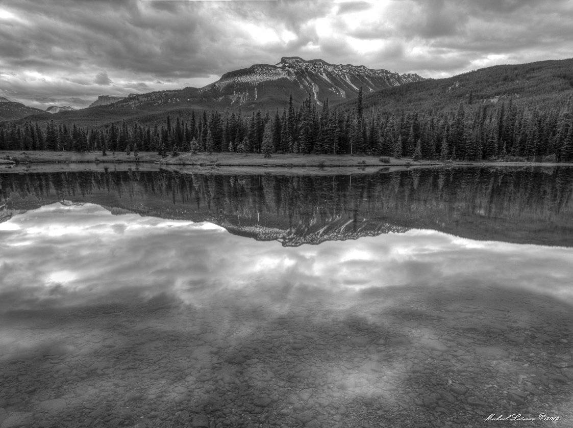 fall,mountains,lake,calm,black,white, Michael Latman
