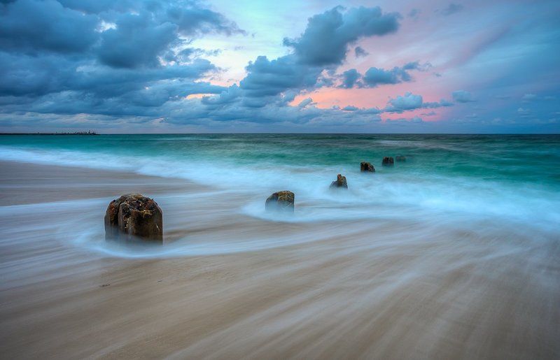 Когда море неспокойное фото превью