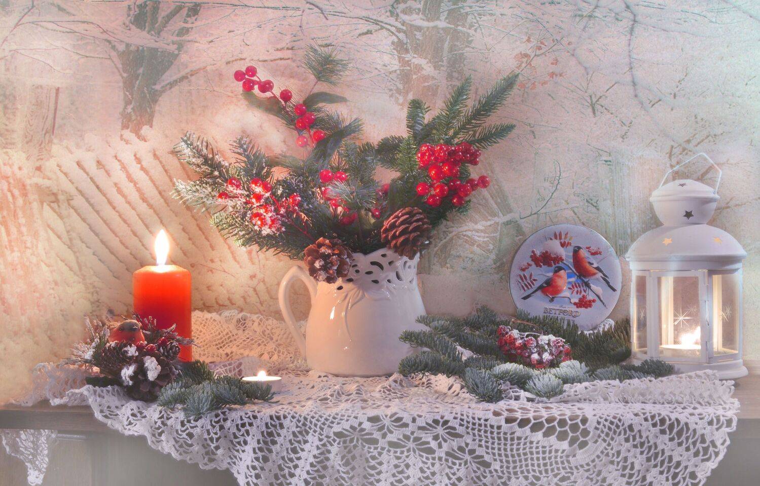 still lif,  натюрморт,  фото натюрморт,зима, январь,ветки голубой ели,старый новый год, свечи, подсвечник,настроение,фонарь, снегири, Колова Валентина