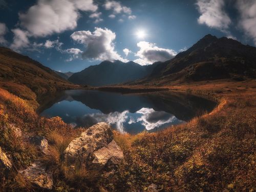 Луна над Дзитаку