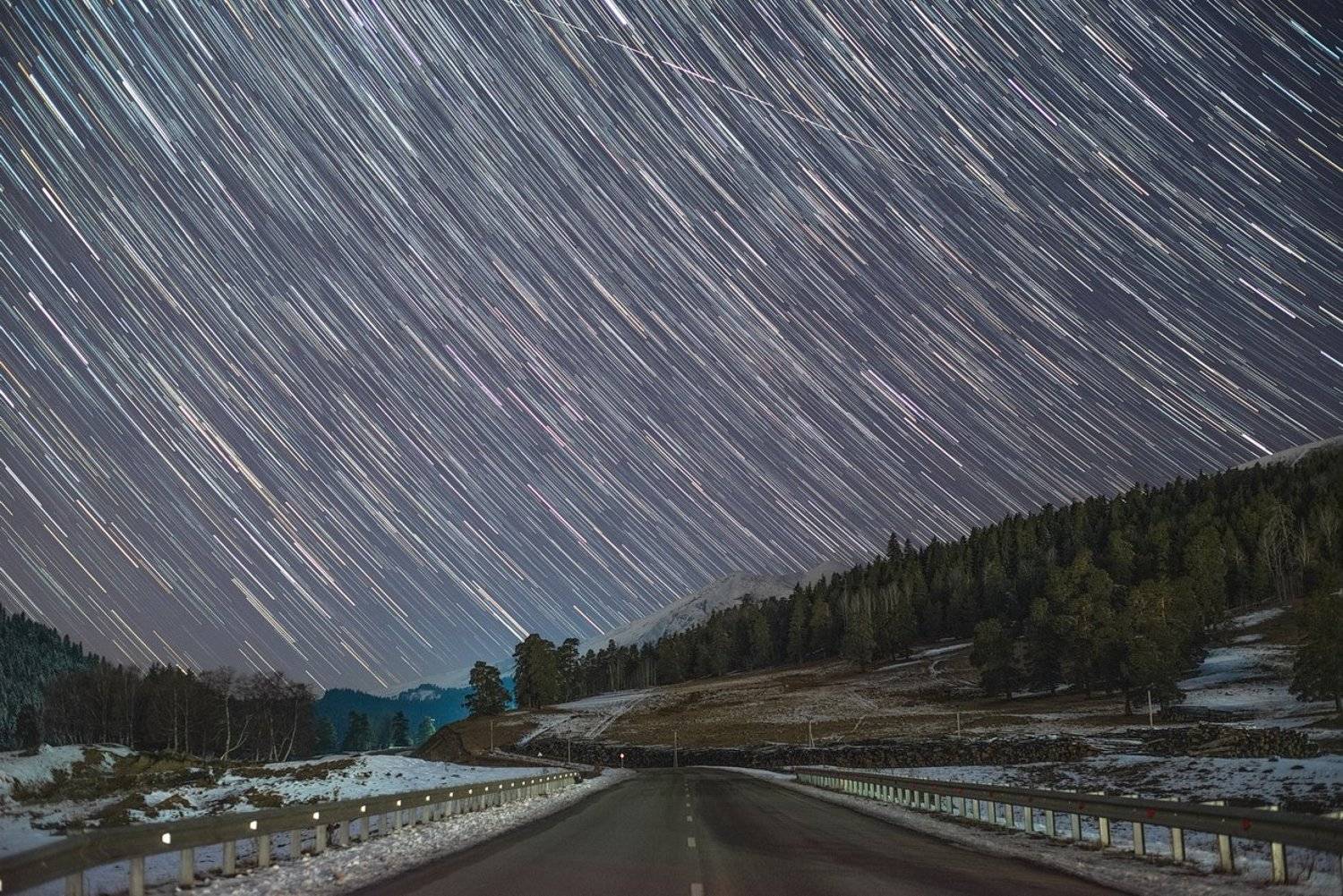 дорога, горы, ночь, звёзды, зима, небо, звёздные треки, длинная выдержка, архыз, Арсен Алабердов
