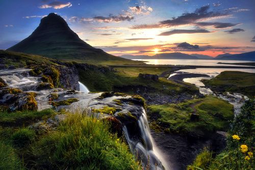 В чудесной , сказочной стране.