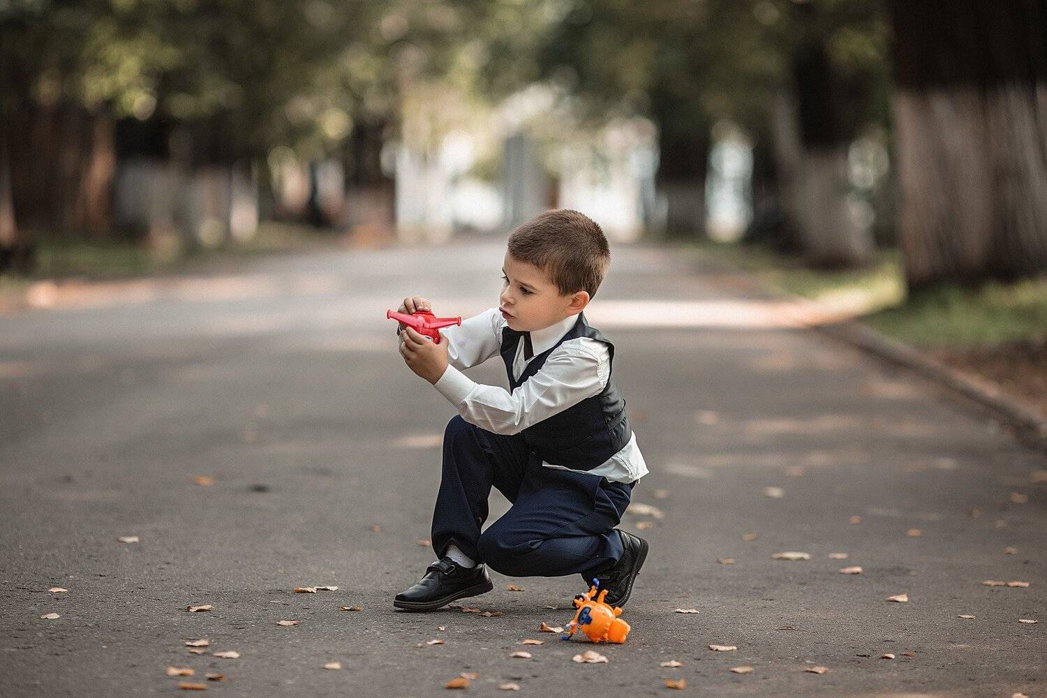 мальчик, фотосессия, лето, прогулка, парк, репортаж, дети, boy, summer, children, toys, planes, Владимир Васильев