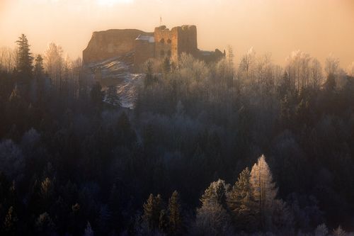 Czorsztyn castle