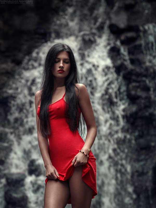 Simona фото превью