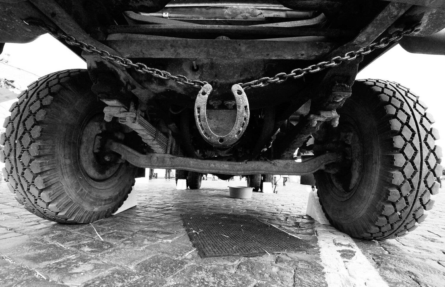 колёса, подвеска, рессоры, автомобиль, грузовик, подкова, удача, автосервис, сход-развал, шины, Дмитрий Ткаченко