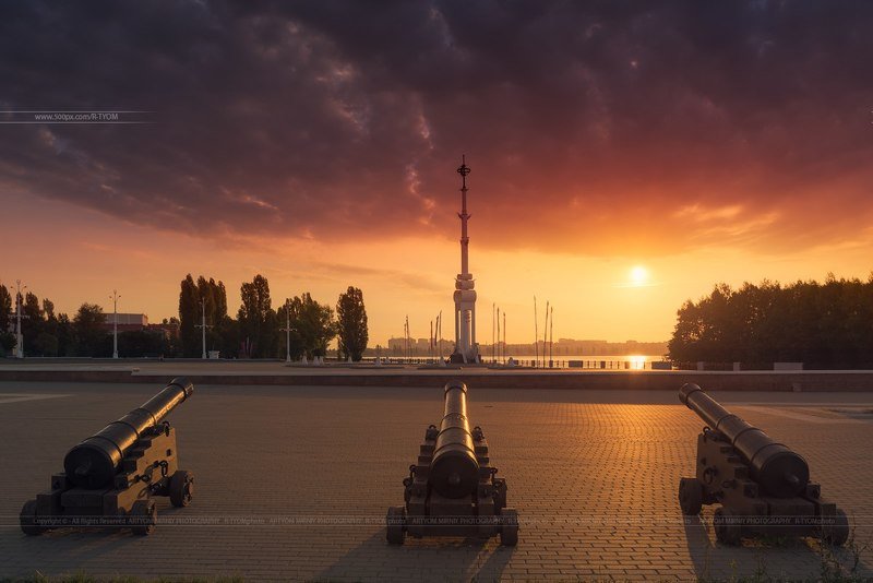 воронеж, россия, адмиралтейская набережная, артем мирный, закат, рассвет, солнце, площадь, шпиль, стела, пушка, блик, вода, река, небо, утро, облака, artyom mirniy, capriccio, veduta, photoartist, ведута, каприччио, фотохудожник Адмиралтейская площадь фото превью