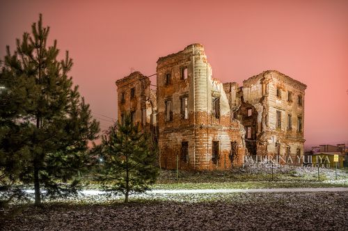 Главный дом в усадьбе Белкино