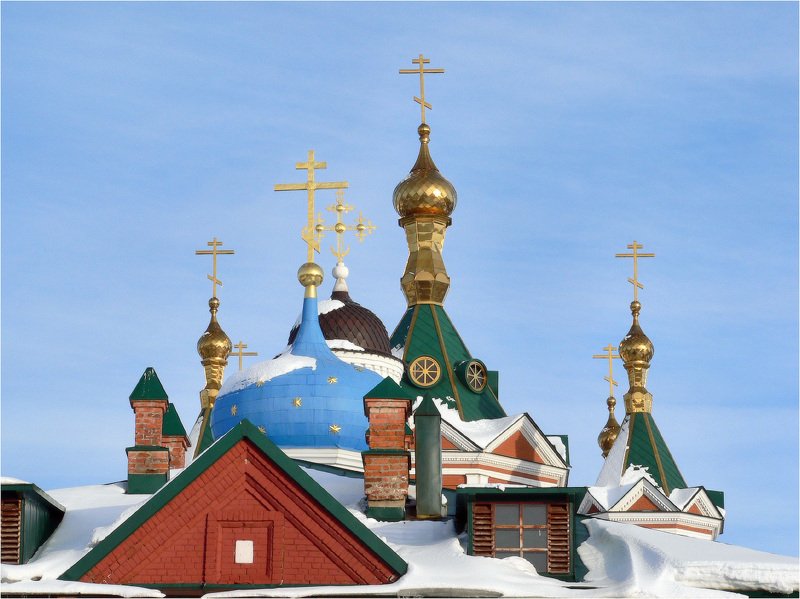Золотые купола фото превью