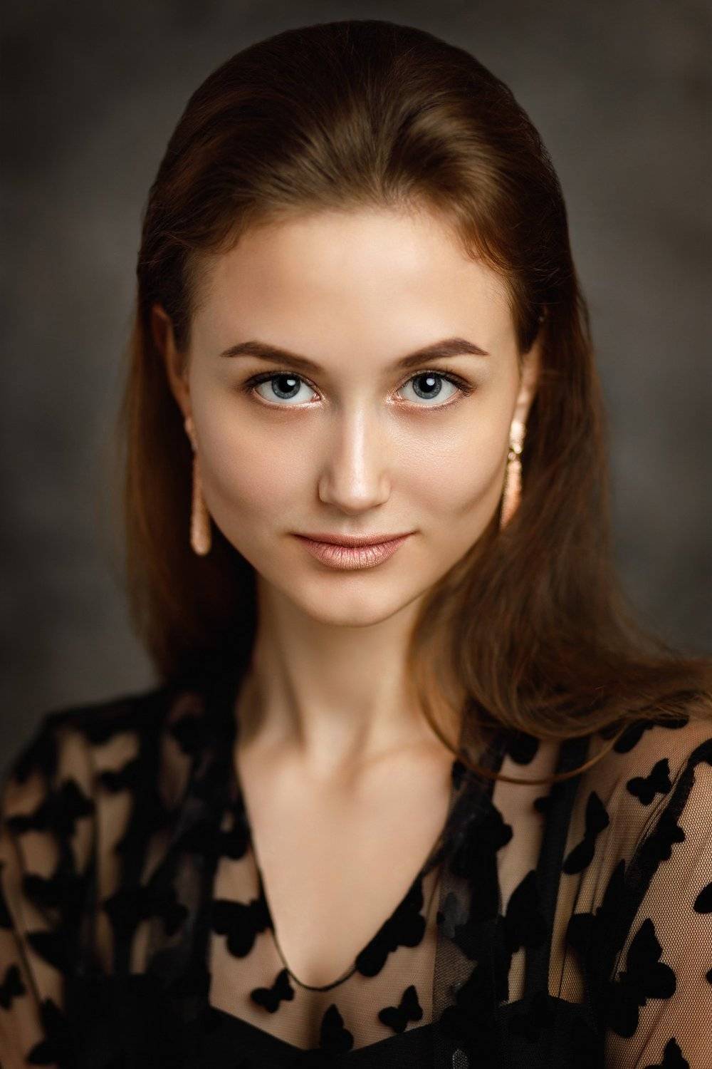 девушка взгляд портрет студия, Ксения Сергеева