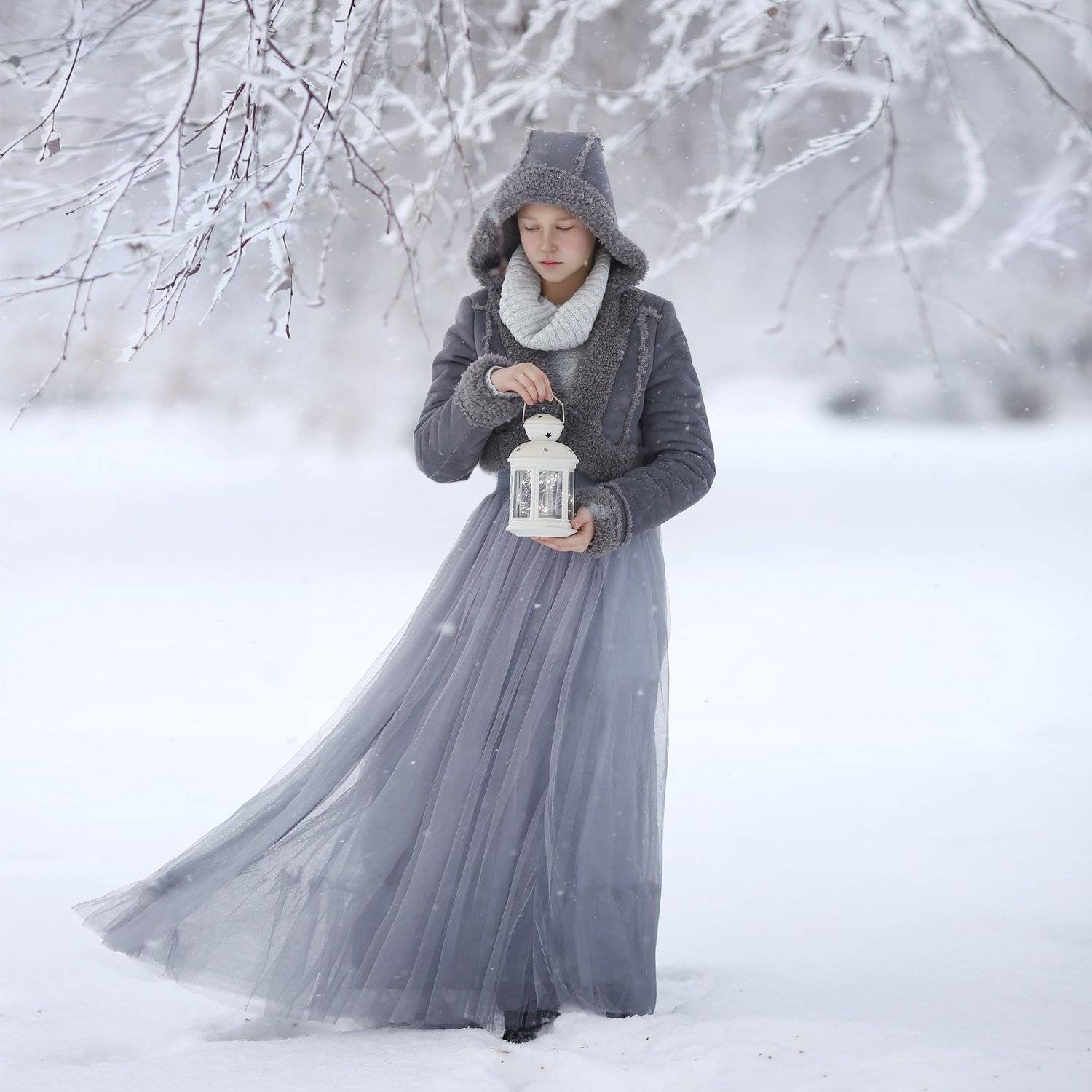 зима, метель, иней, девочка с фонарем, снег, зимняя история, зимняя сказка, Ирина Голубятникова