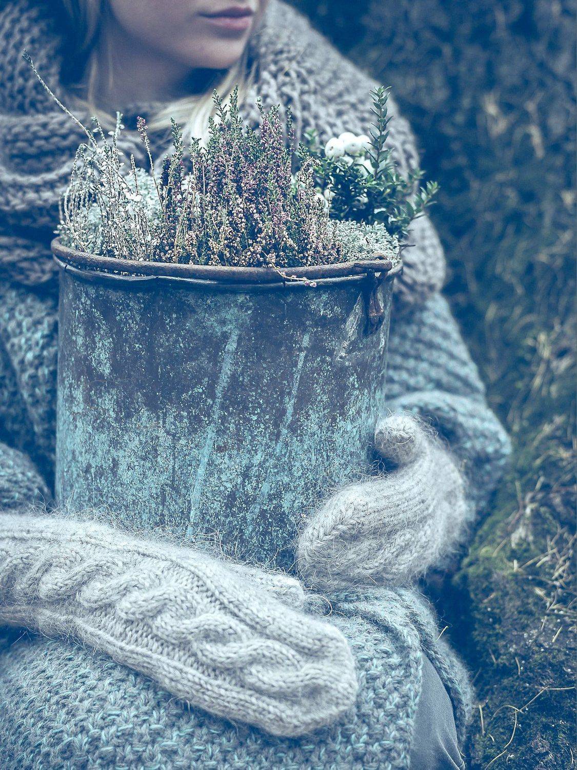 Seasons, зима, варежки, губы, Георгий Безбородов