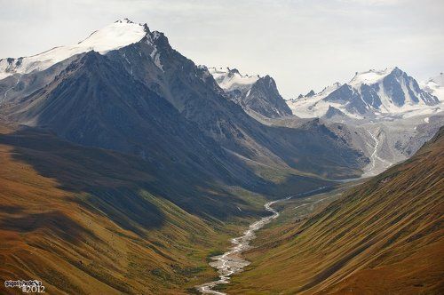 Юго-Восток Казахстана:  цвета и формы (часть вторая)