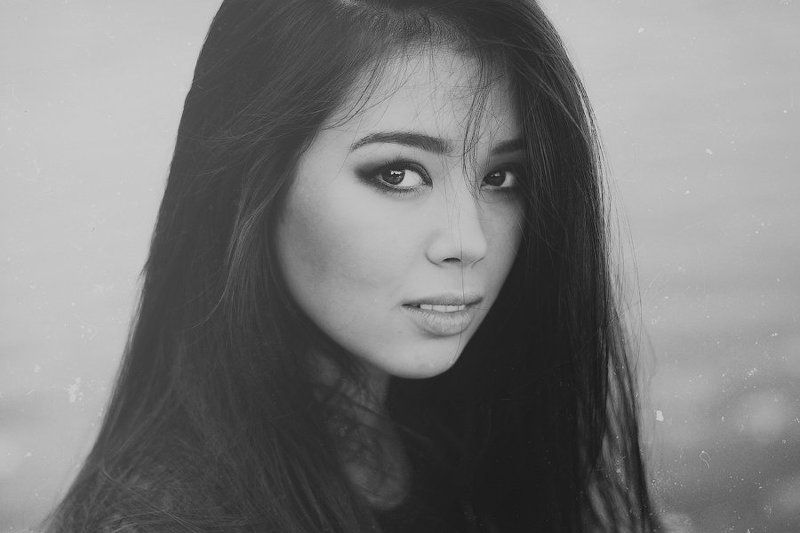 girl, water, b&w Breathe the Breeze фото превью