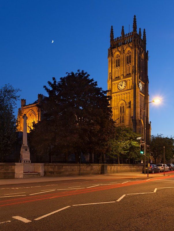 leeds minster, leeds parish church, blue hour Leeds Minster фото превью