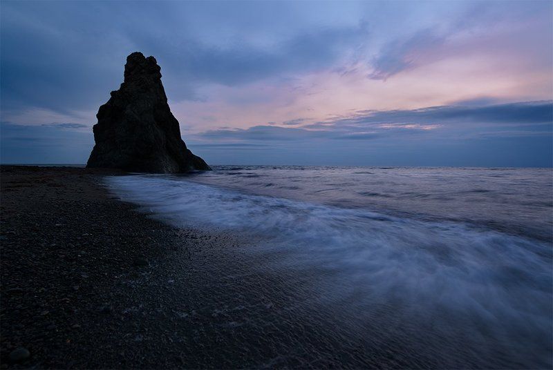 сахалин, углегорск, бошняково, море, закат, останец, зинаида макарова, zinaida makarova Скала у моря... фото превью