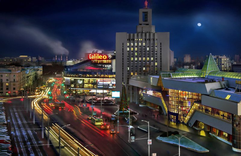 беларусь, город, минск, вечер, фотосфера-минск Городская панорама привокзальной площади фото превью