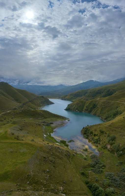 горы, кабардино-балкария, гижгитское ущелье, скалистый хребет, горное озеро, былымское озеро, осень в горах, северный кавказ Былымское озеро, начало сентября. фото превью