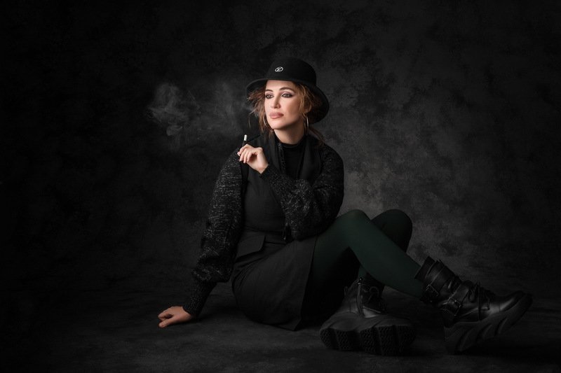 портрет, цвет, девушка в шляпе, студийный портрет *** фото превью