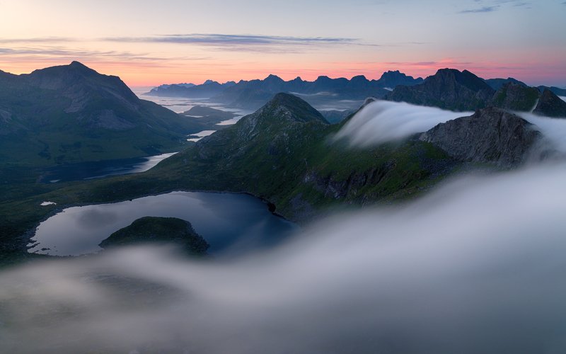 Летнее утро в горах фото превью