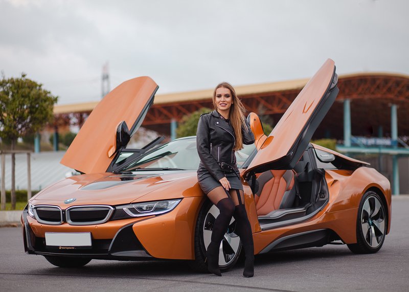 Bmw i8 фото превью