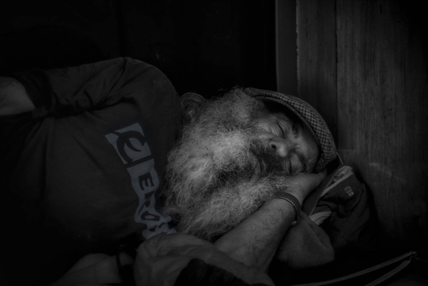 loneliness; homeless, vagrant; man, Sib&eacute;