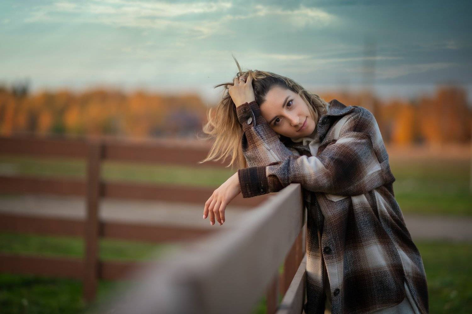 People  One Person  Outdoors  Female  Day  Warm Clothing  Portrait  Lifestyles  Nature Женский портрет, Darius Main