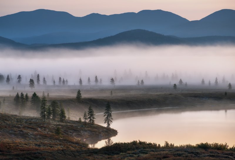 Колыма. Озеро Момонтай. фото превью