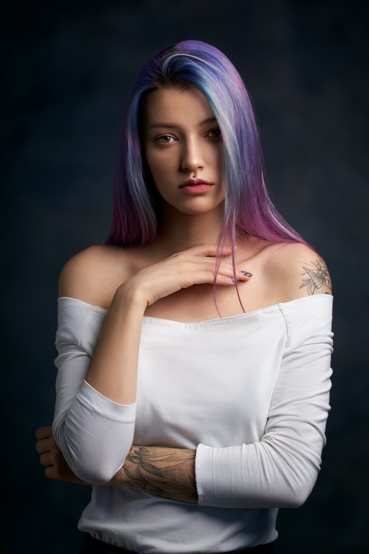 portrait, girl, lowkey, black, beautiful, pretty, eyes, lips, purple hair, blue hair Даша фото превью