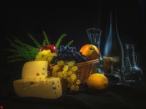 Натюрморт с виноградом