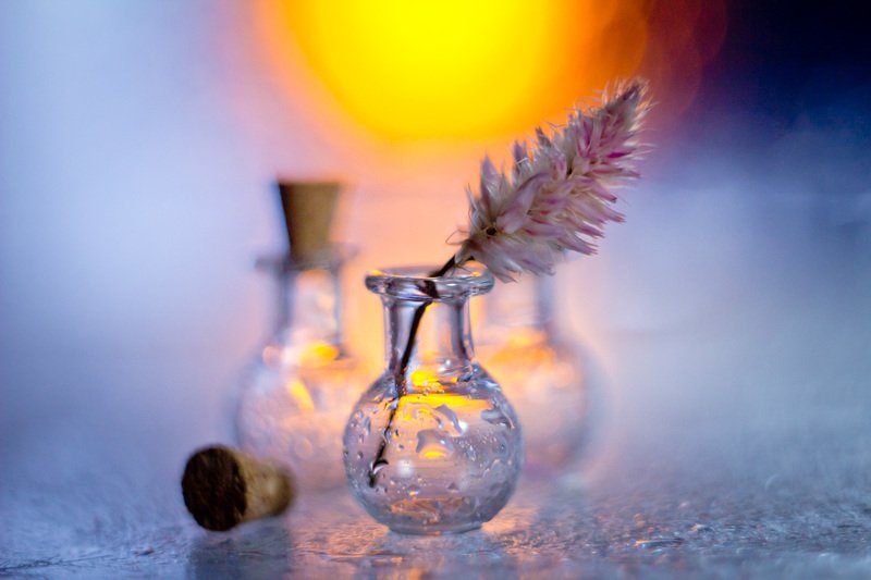 натюрморт, боке, прозрачный, закат, солнце, бутылка, стакан, стекло, красивый, прозрачный, блики, still life Стеклянные фото превью